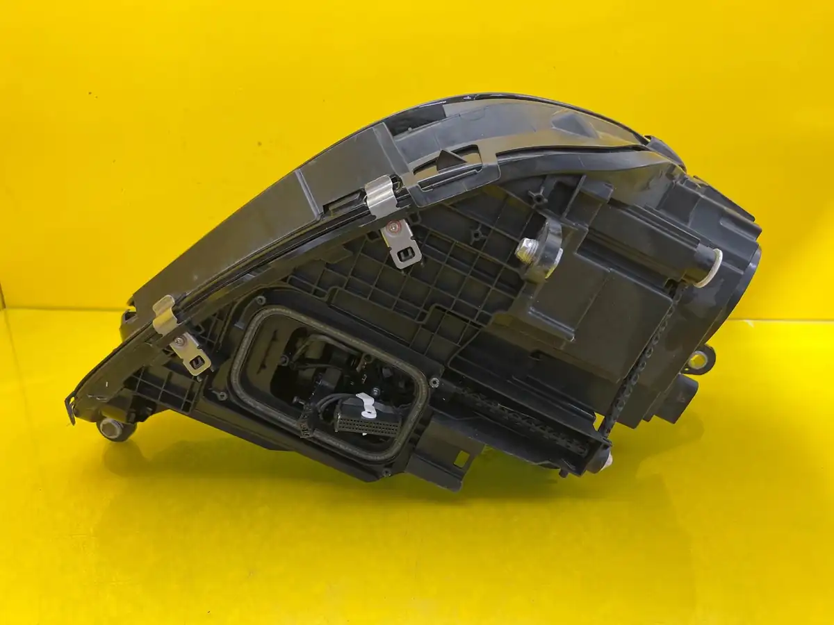 Far Mercedes GLE W167 Multibeam LED