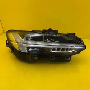 Far Dreapta Volvo Sv90 S90 V90 Mid LED