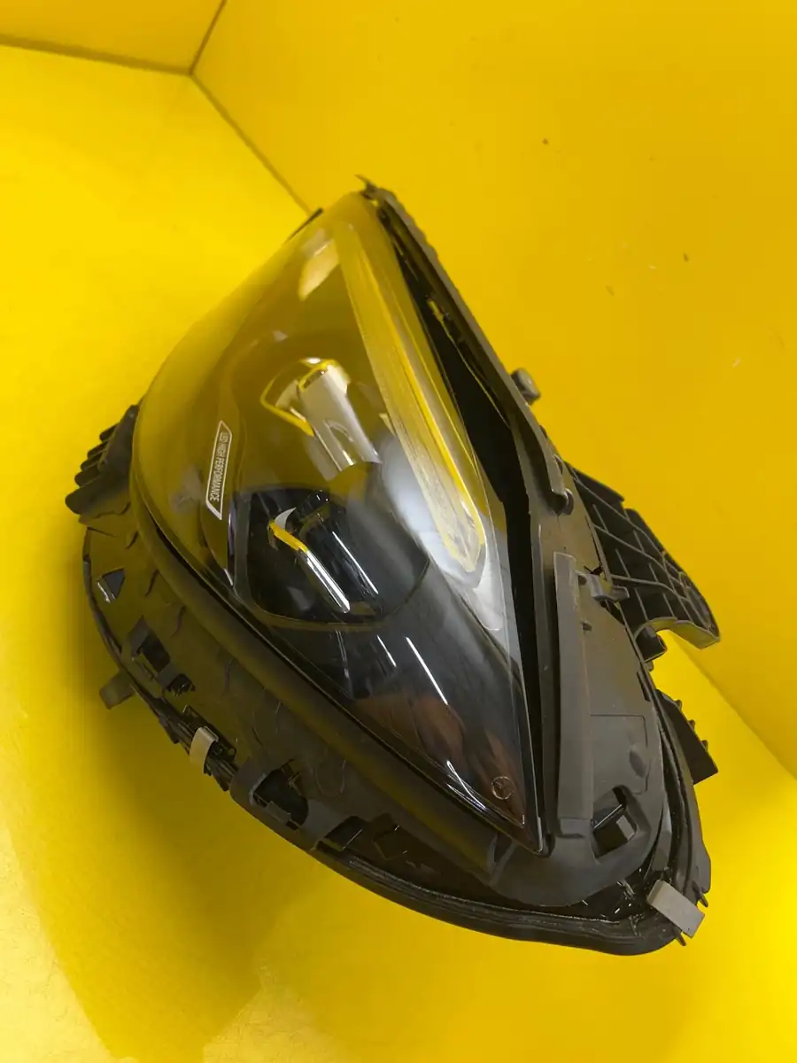 Far Mercedes C-Class W206 21- Full LED