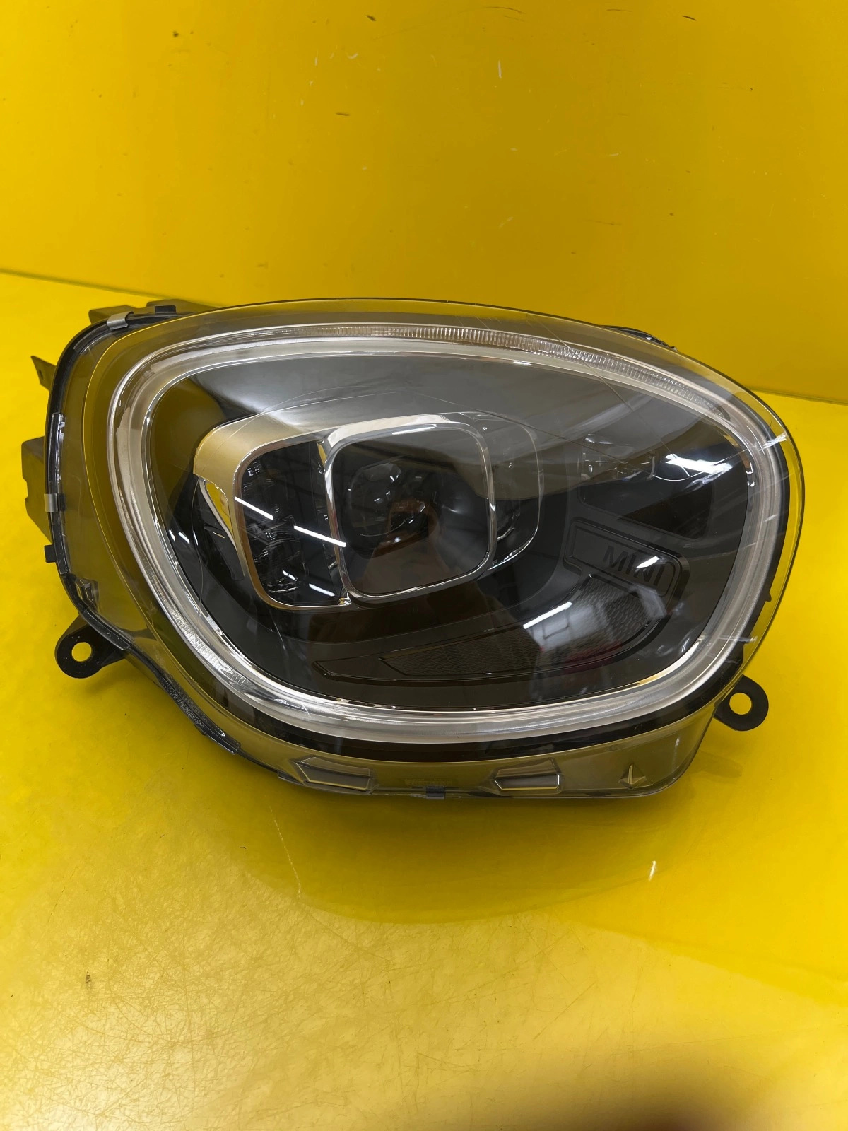 Far Dreapta Full LED Mini Countryman F60