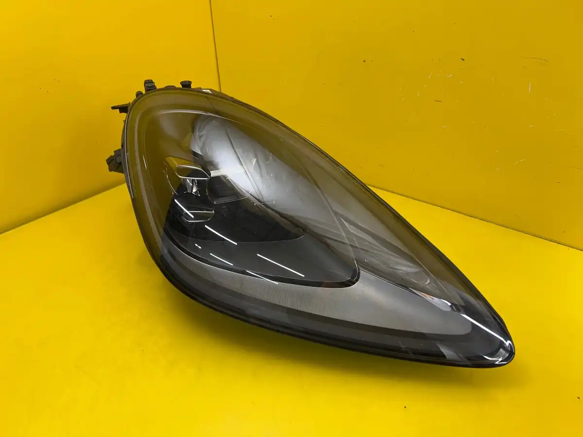 Far Dreapta Porsche Przod Cayenne Iii 9Y0 Full LED