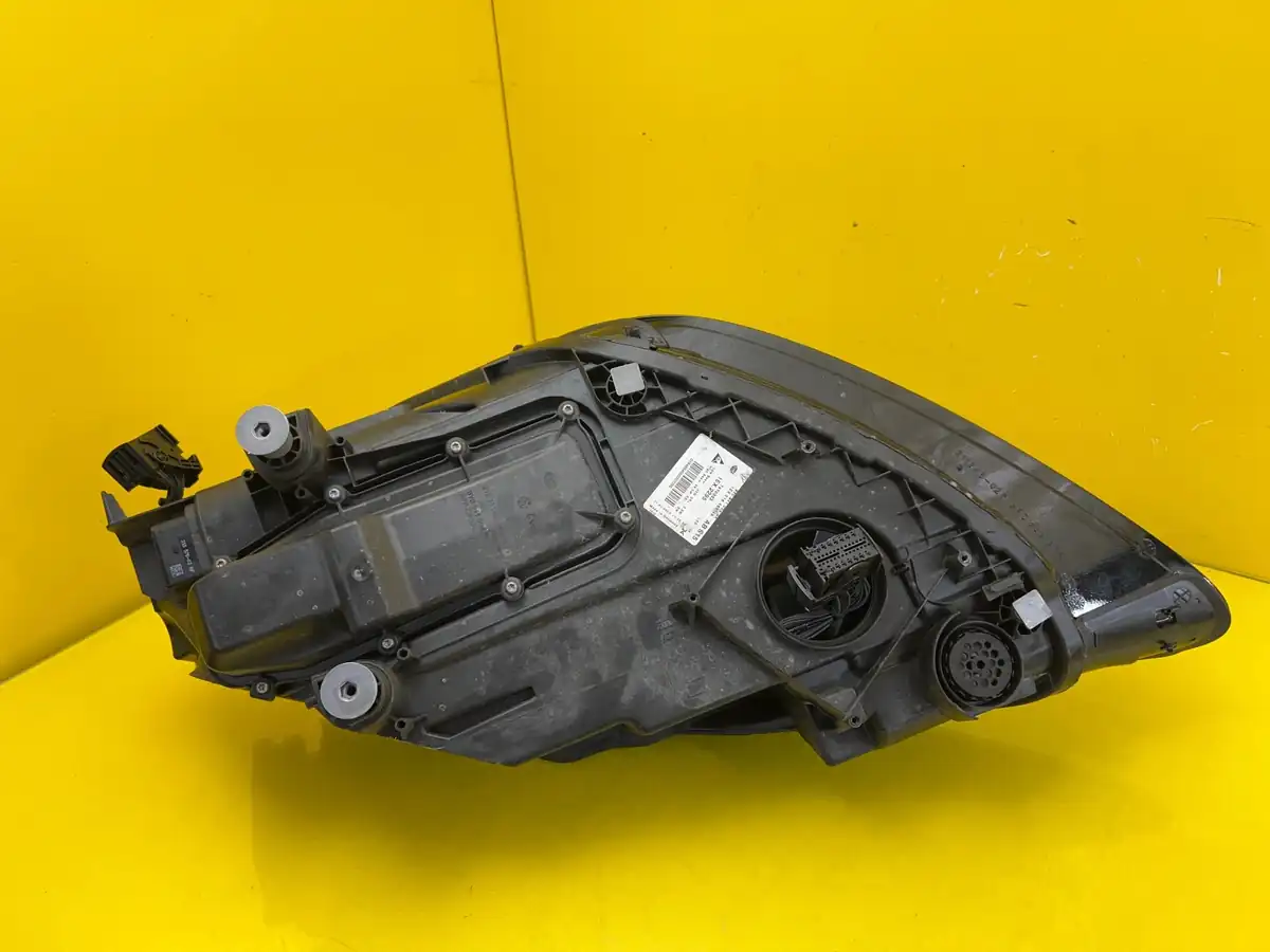 Far Dreapta Porsche Przod Cayenne Iii 9Y0 Full LED