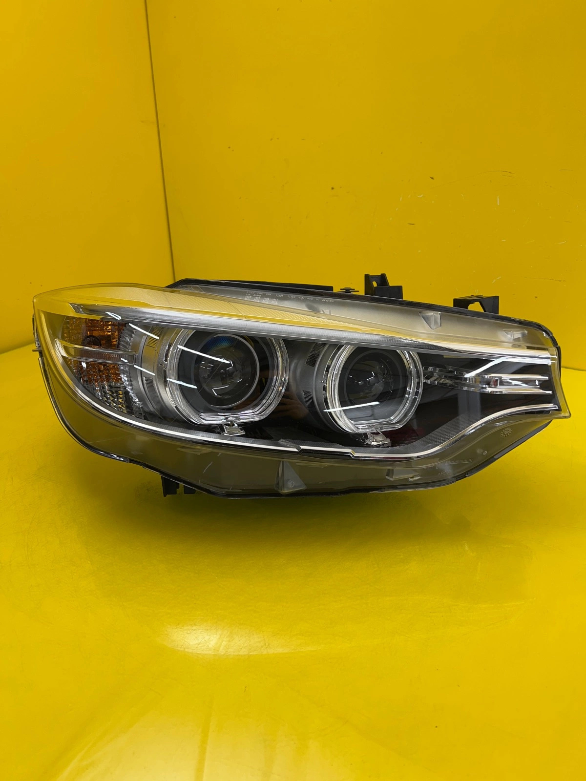 Far dreapta Bi-Xenon BMW Seria 4 F32 2013-2016 OEM 7424108-02