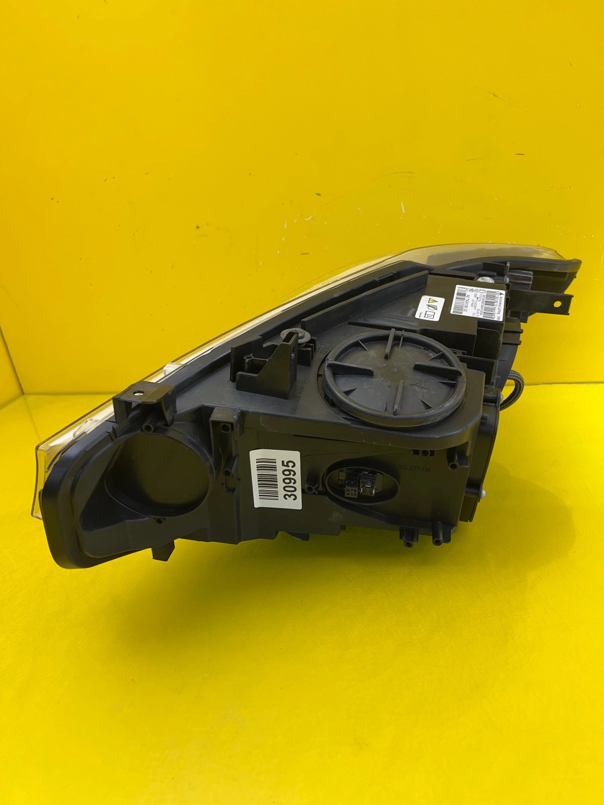 Far dreapta Bi-Xenon BMW Seria 4 F32 2013-2016 OEM 7424108-02 - Image 4