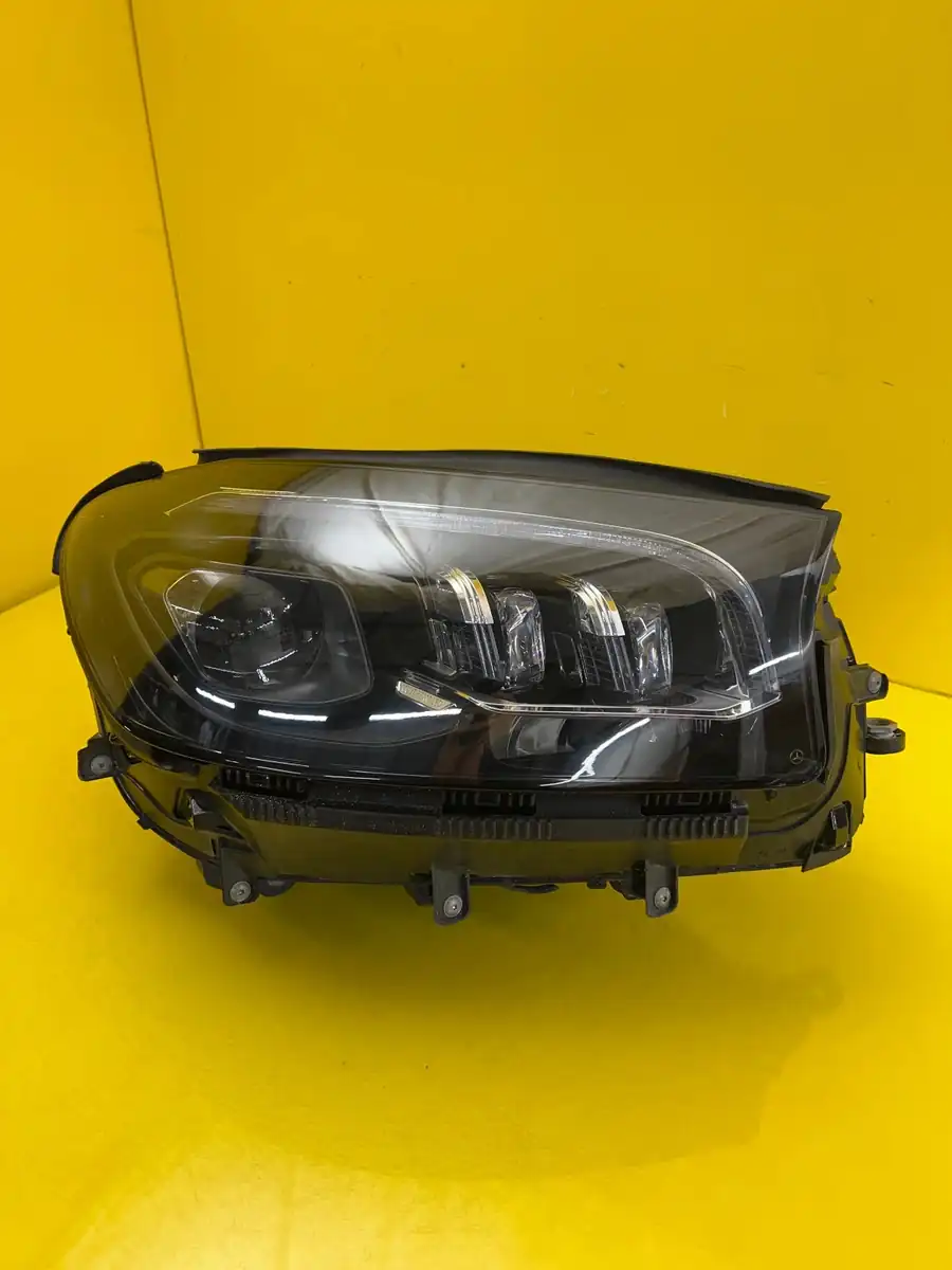 Far Dreapta Mercedes GLS W167 X167 Multibeam LED
