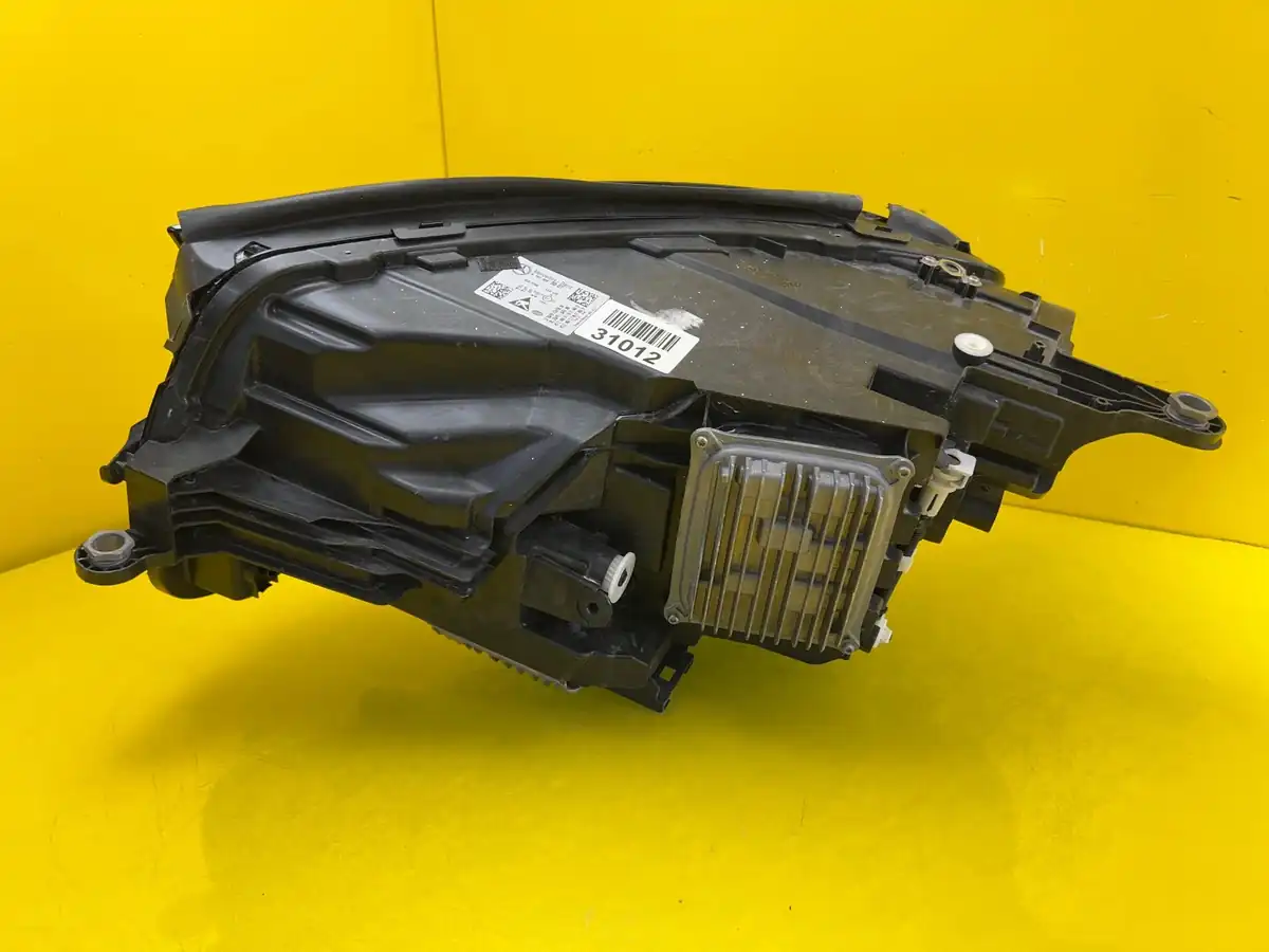 Far Dreapta Mercedes GLS W167 X167 Multibeam LED