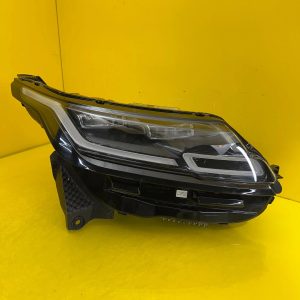 Far dreapta Full LED Laser Facelift OEM 31033