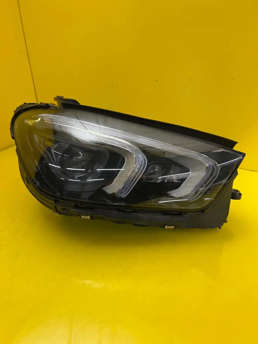 Far Dreapta Mercedes GLE W167 Multibeam LED