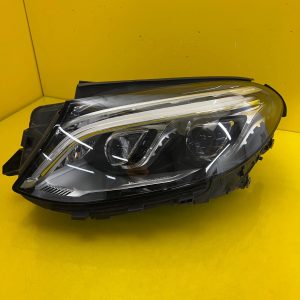 Far stânga Full LED OEM 31051