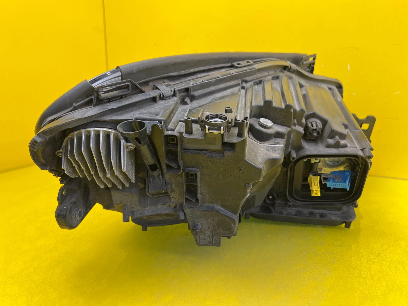Far stânga Full LED OEM 31051 - Image 4