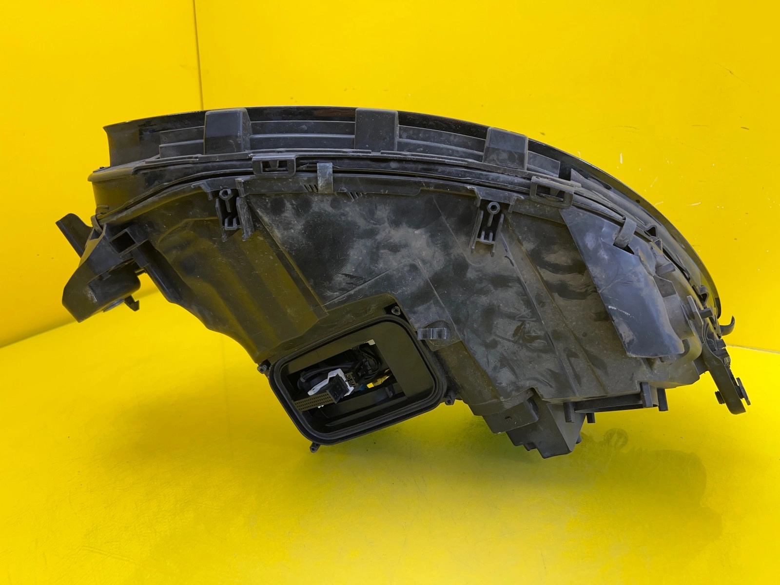 Far stânga Full LED OEM 31051 - Image 5