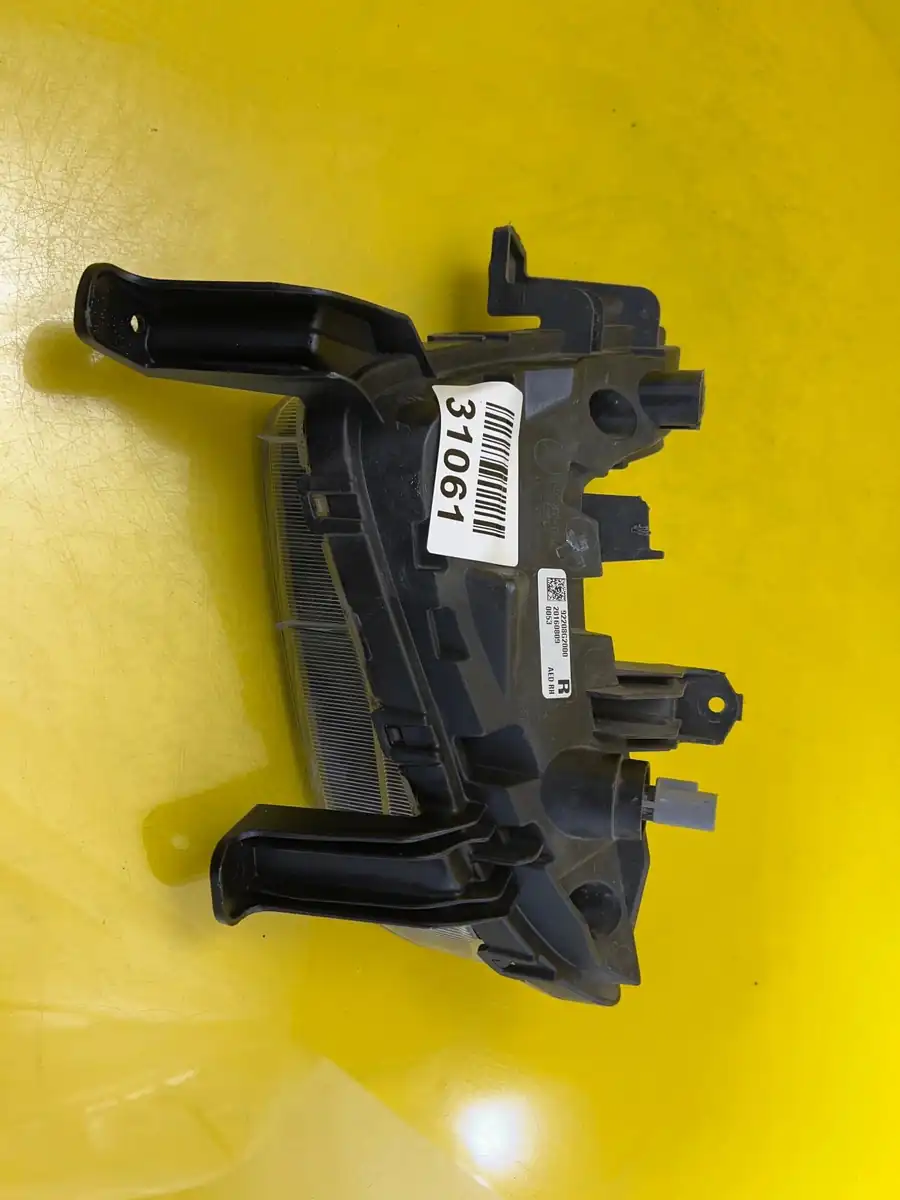 Far Dreapta LED Hyundai Ioniq 4 IV 16-19