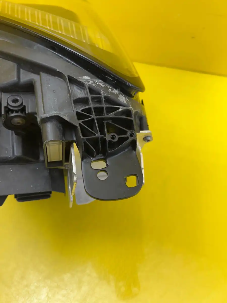Far Dreapta Ford Puma II Lift Full LED