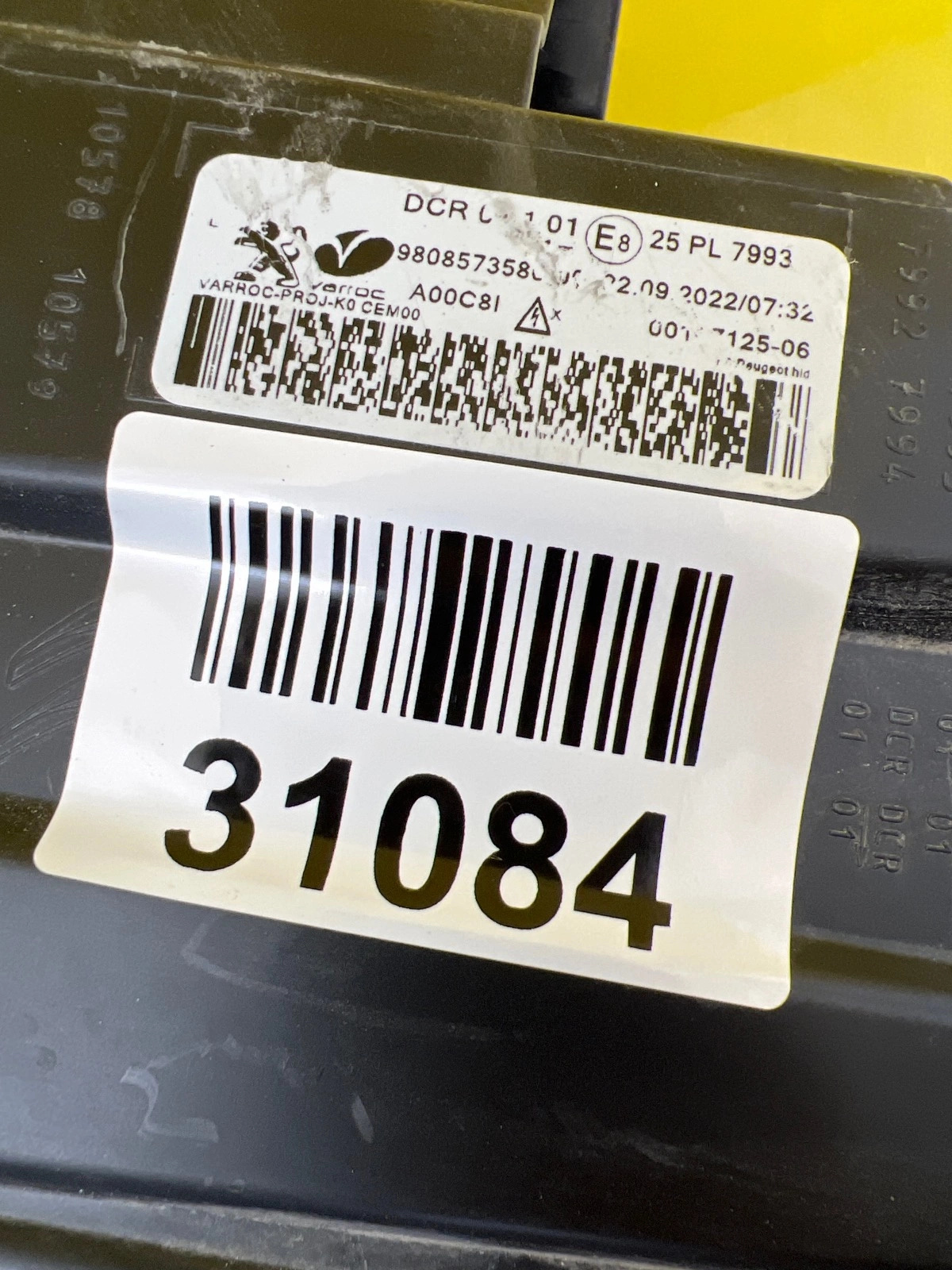 Far stânga Bi-Xenon OEM 31084 - Image 2