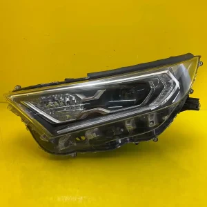 Far Toyota Rav4 V 19 Full LED