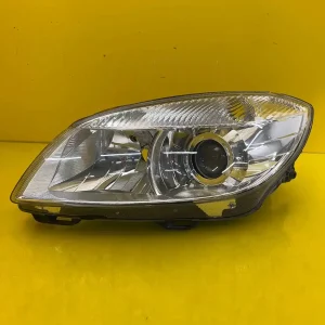 Far Stanga Skoda Fabia Ii Lift 5Je