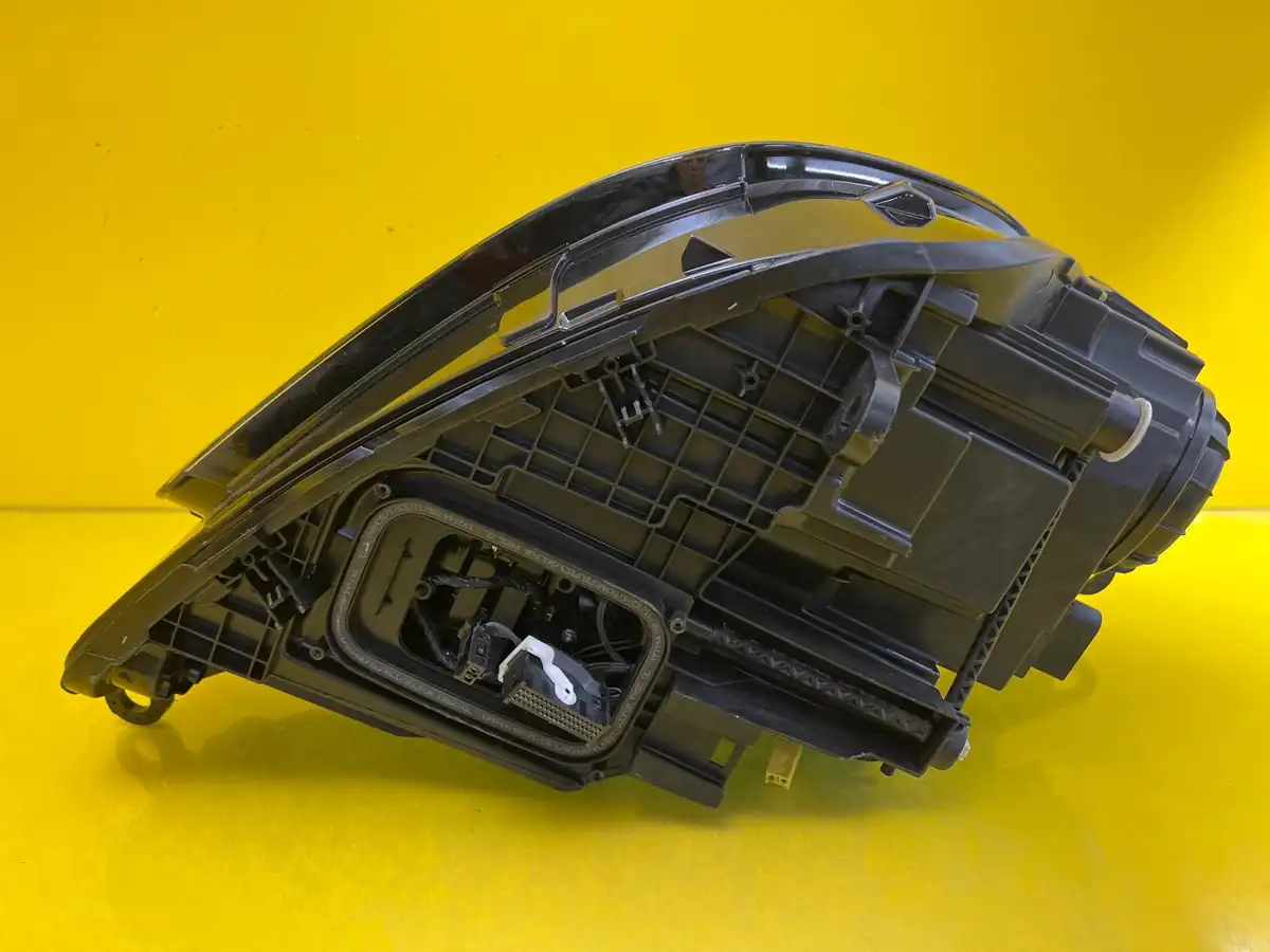 Far Mercedes GLE W167 Multibeam LED