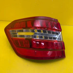 Far Mercedes E-Class W212 LED