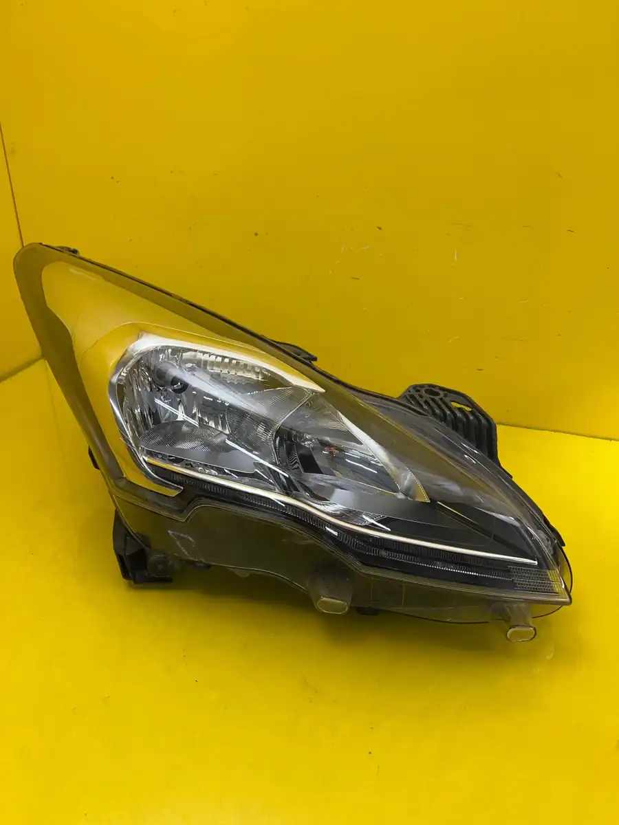 Far Dreapta Peugeot 5008 Lift 13