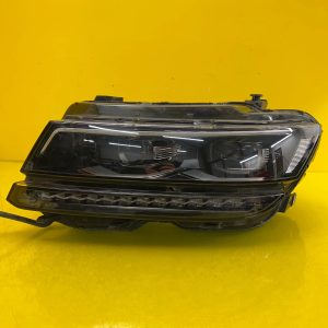 Far stânga Full LED OEM 31233