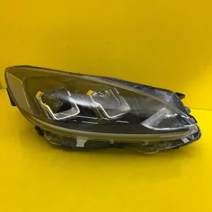 Far Dreapta Ford Kuga MK3
