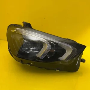 Far Dreapta Mercedes GLE W167 Multibeam LED