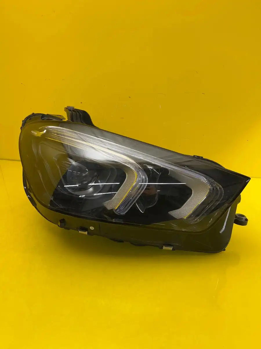 Far Dreapta Mercedes GLE W167 Multibeam LED