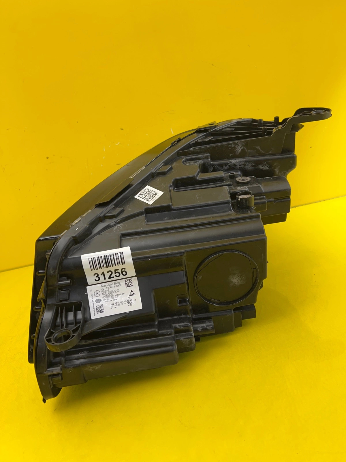 Far Mercedes E-Class W213 Halogen - Image 3