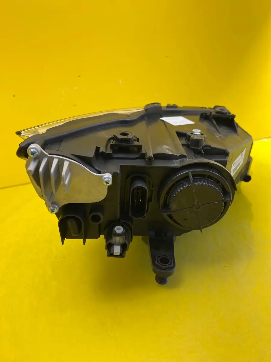 Far Seat Leon III 3 5f Full LED