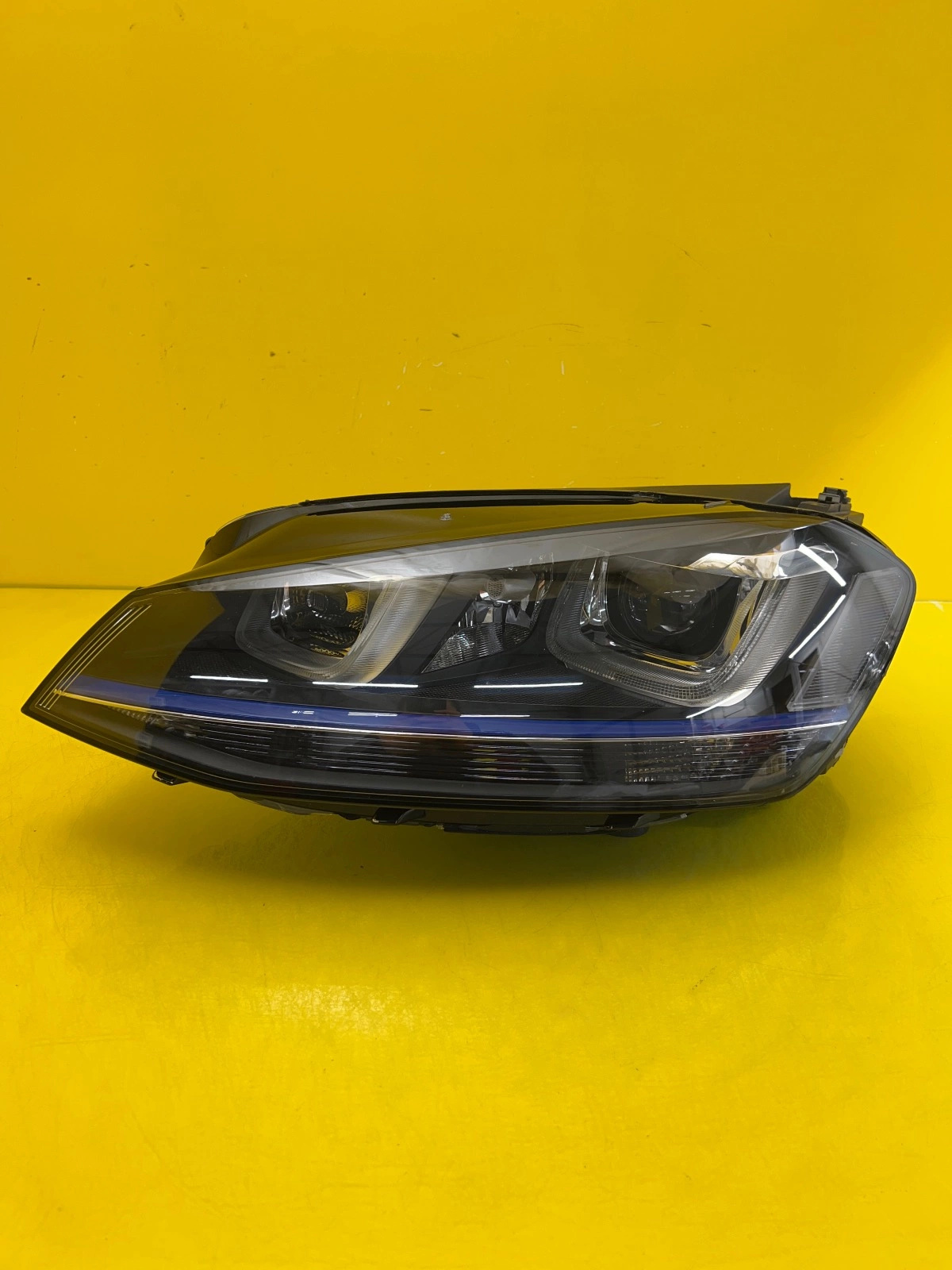 Far stânga Bi-Xenon OEM 31294