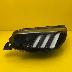Far Peugeot 2008 II Gt 19- Full LED