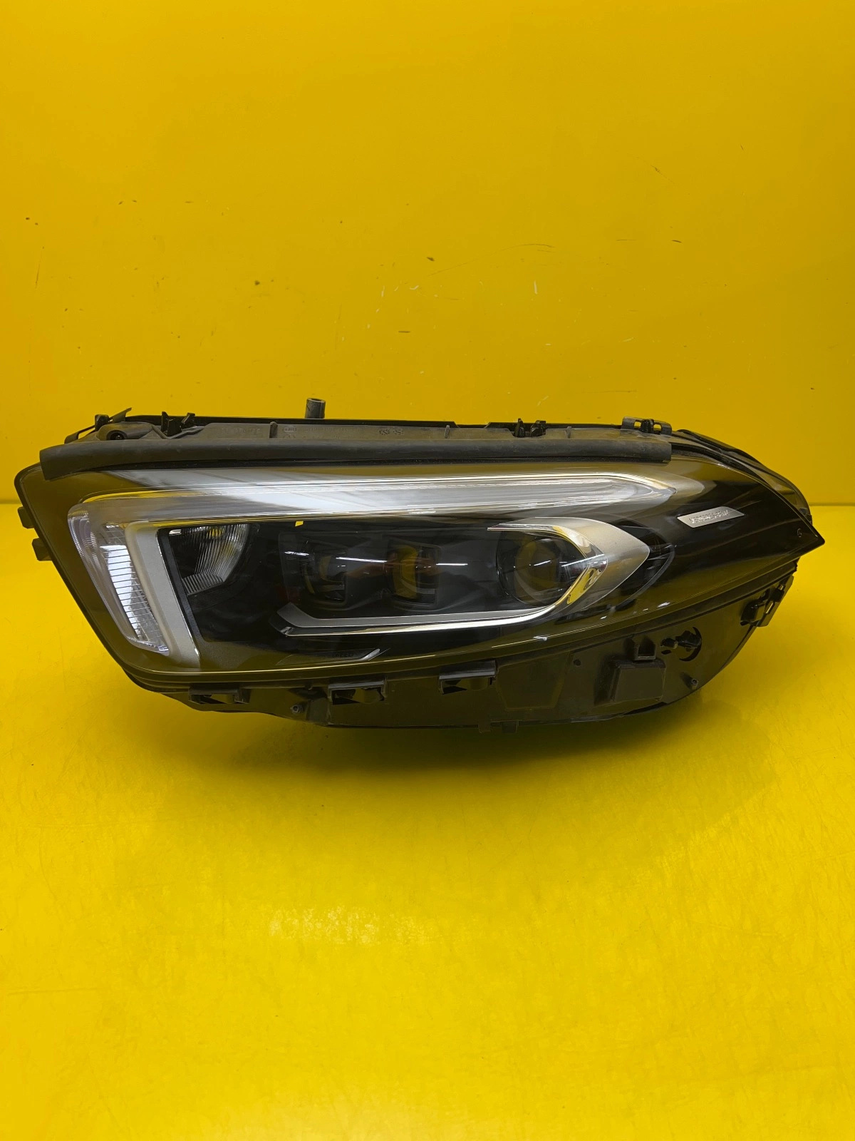 Far stânga Full LED OEM 31332