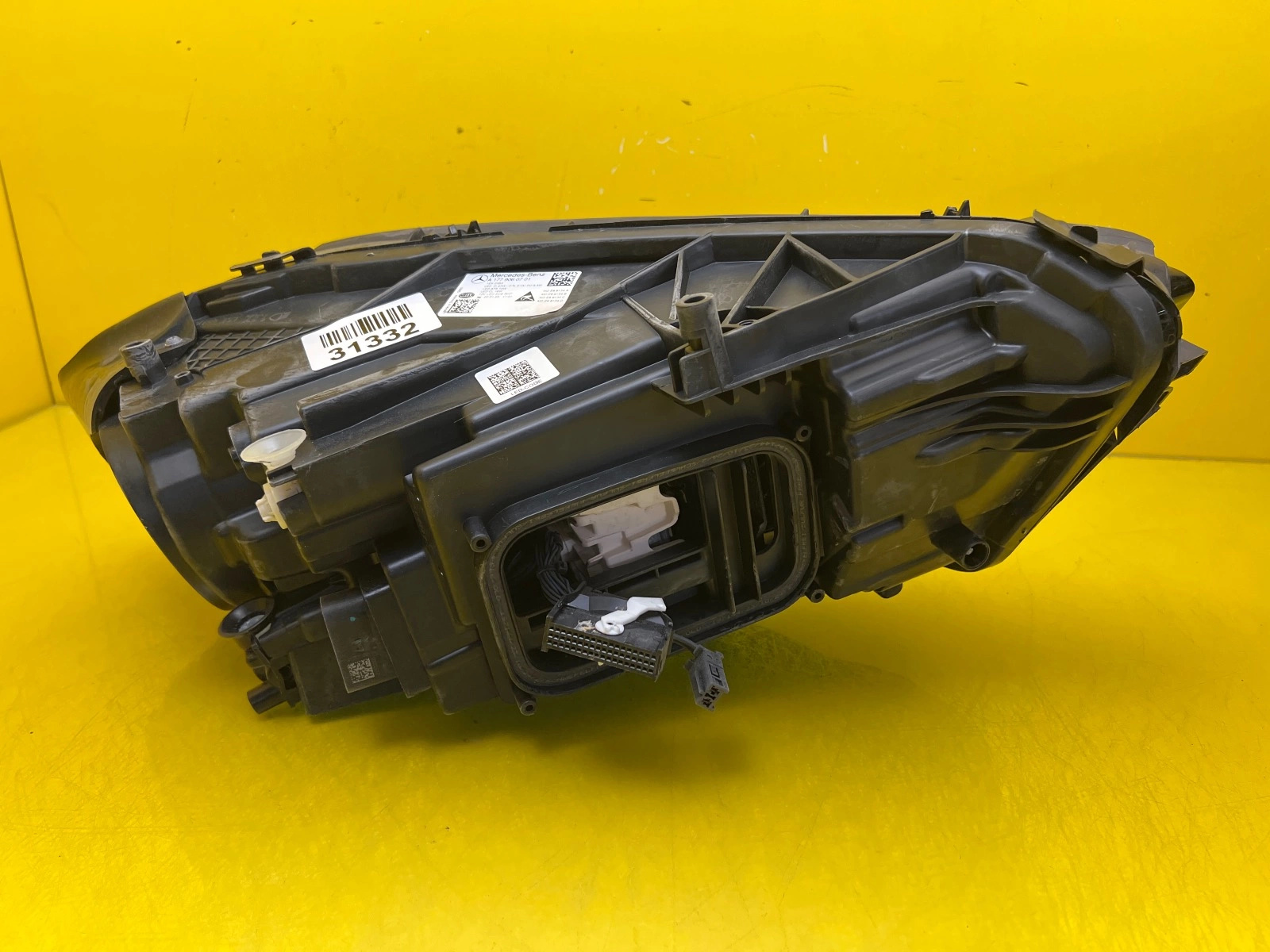 Far stânga Full LED OEM 31332 - Image 3