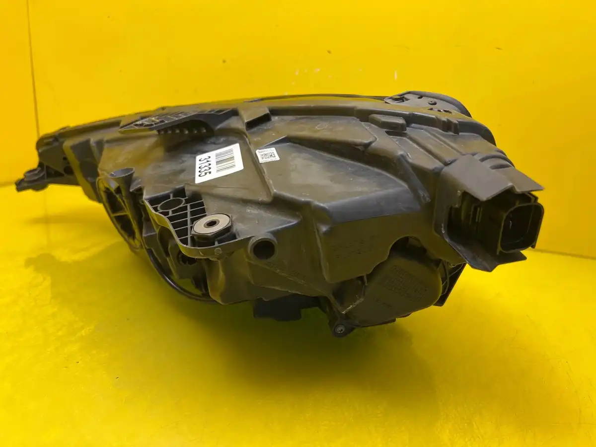 Far Dreapta Audi A3 8Y Full LED