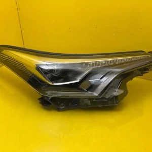 Far Dreapta Toyota Ch R Chr Full LED