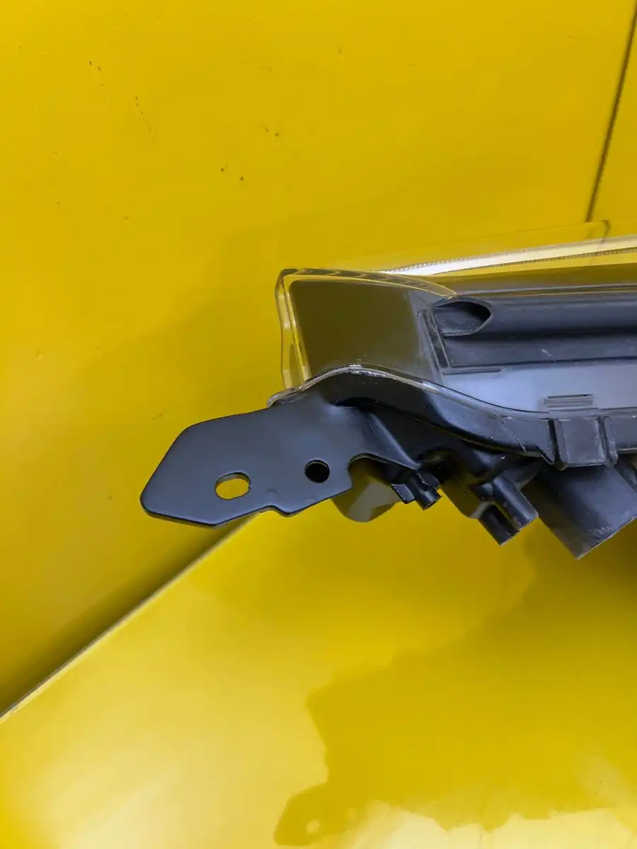 Far Dreapta Toyota Ch R Chr Full LED