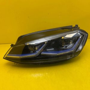 Far stânga Full LED  Facelift OEM 31363