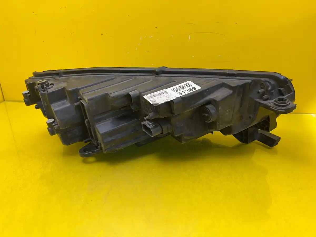 Far Skoda Octavia 4 Full LED