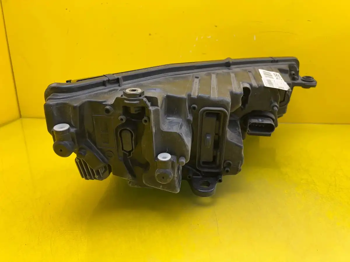Far Skoda Octavia 4 Full LED