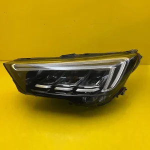 Far Opel Crossland X 17- Full LED