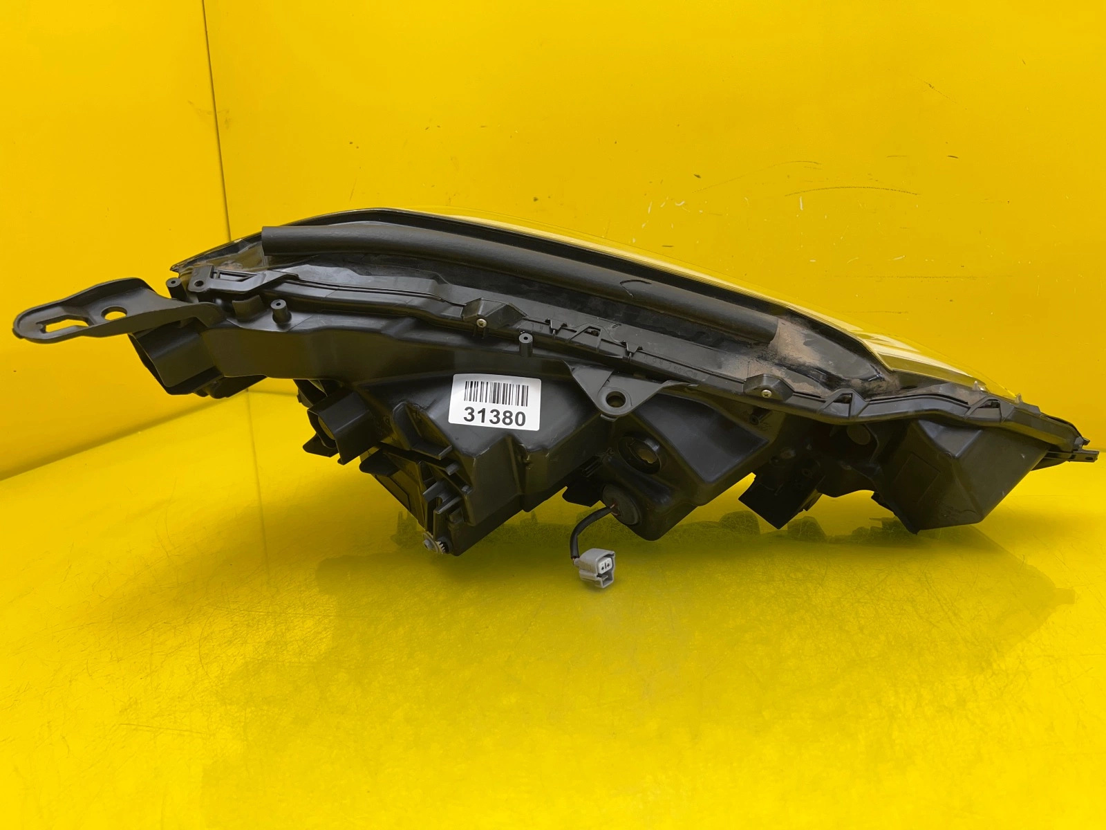 Far Lexus Ux UX250H Lift 18- Full LED - Image 3