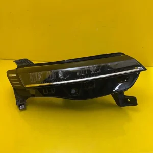 Far Dreapta Renault Megane V E-Tech Ev Full LED