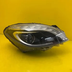 Far Dreapta Mercedes B-Class W246 11 Bixenon