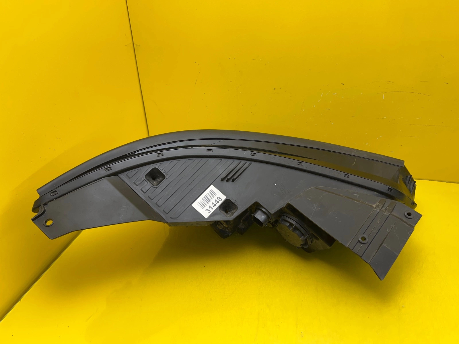 Far Kia EV6 21- Full LED - Image 2