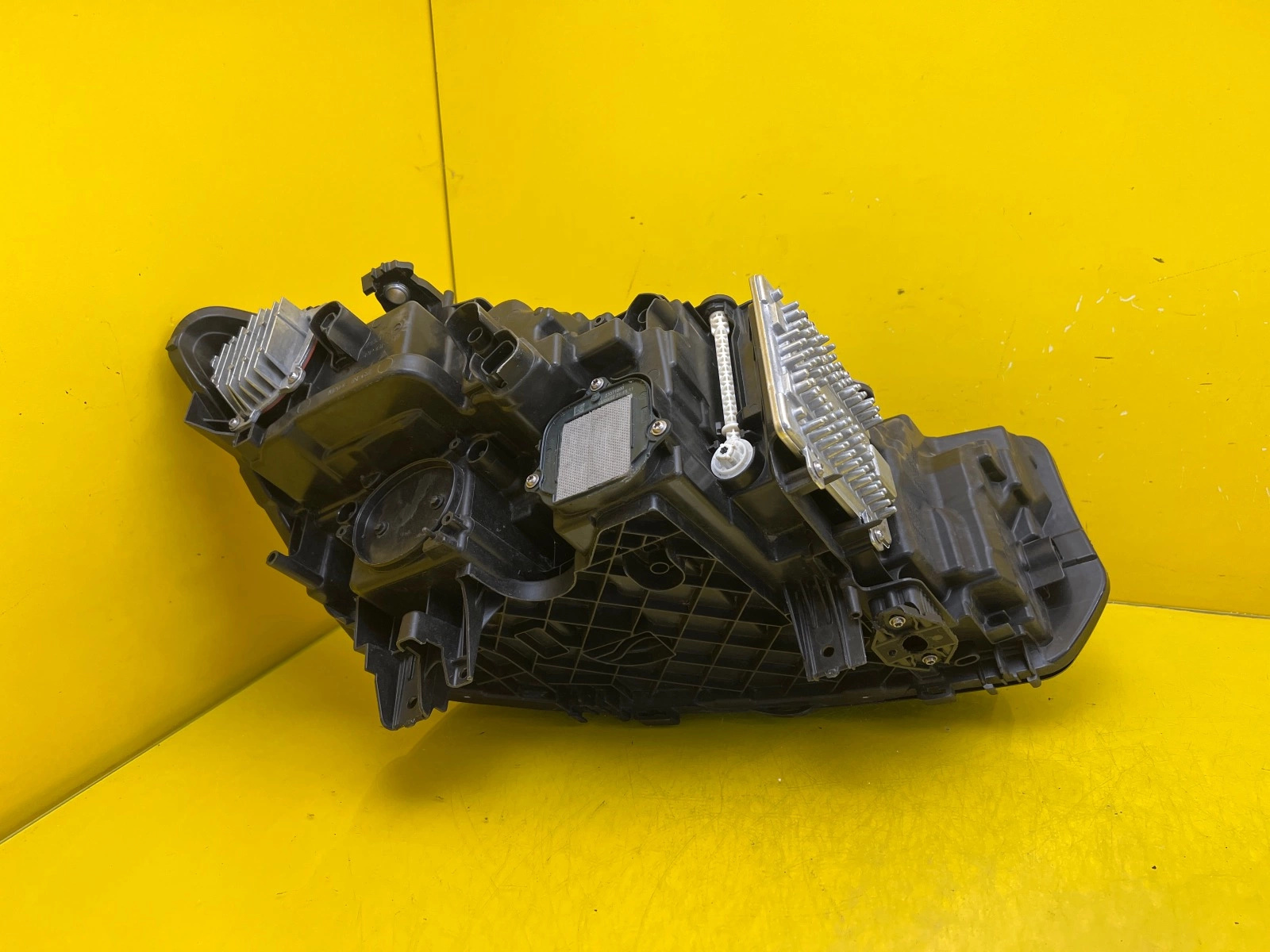 Far stânga Full LED Adaptive BMW Seria 6 G32 Facelift OEM 5A38911-04 - Image 5