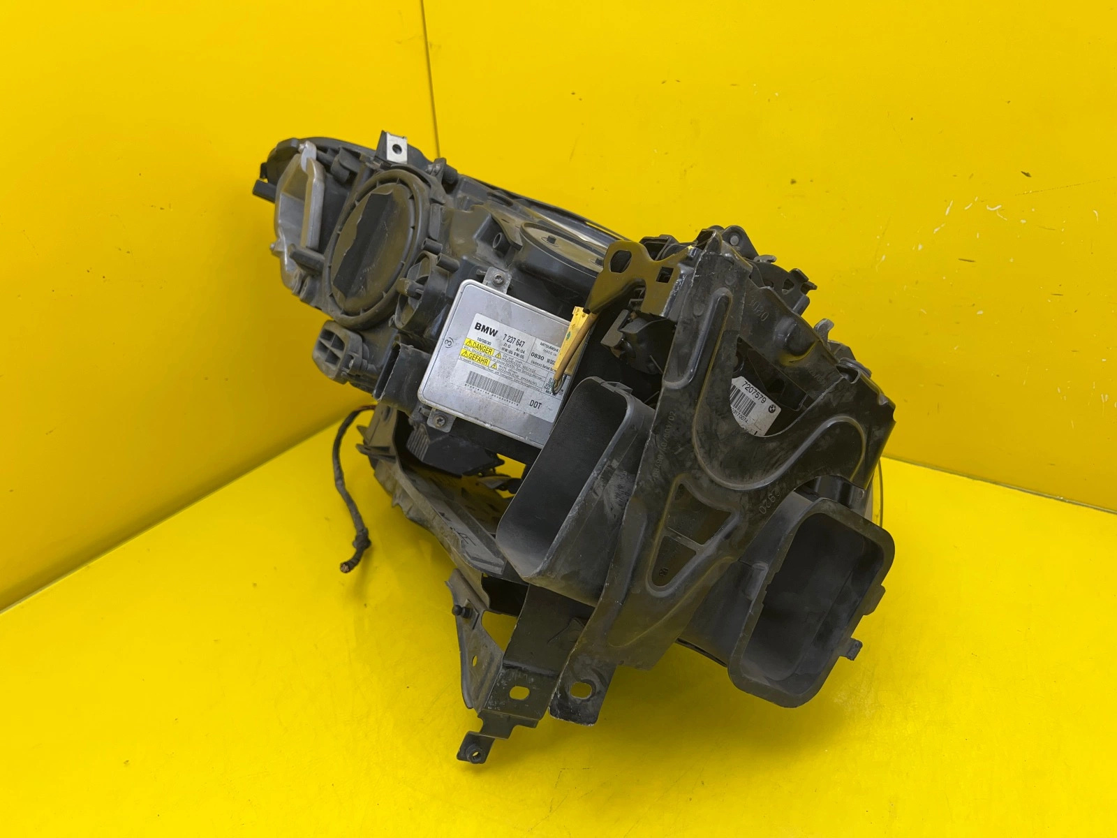 Far stânga Xenon Direcțional BMW Seria 5 F10 OEM 7203246-12 - Image 10