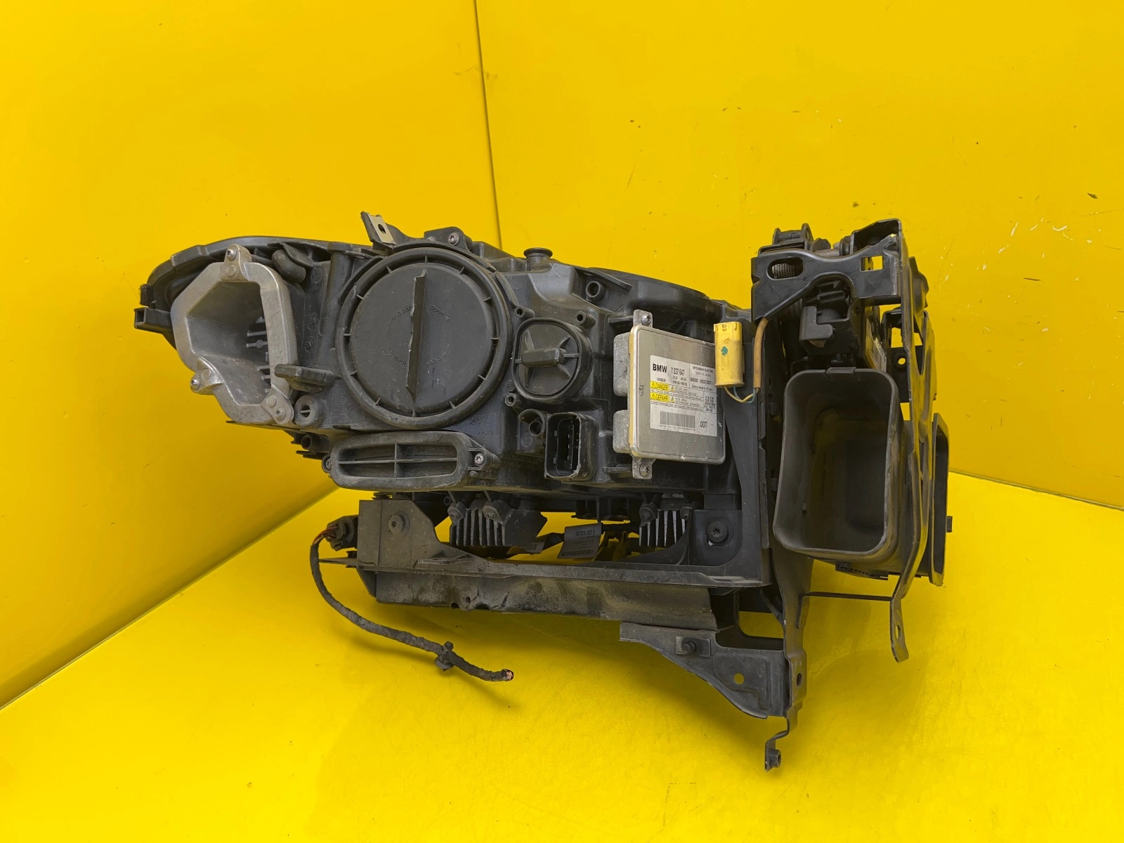 Far stânga Xenon Direcțional BMW Seria 5 F10 OEM 7203246-12 - Image 9