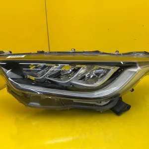 Far Toyota Yaris IV Full LED