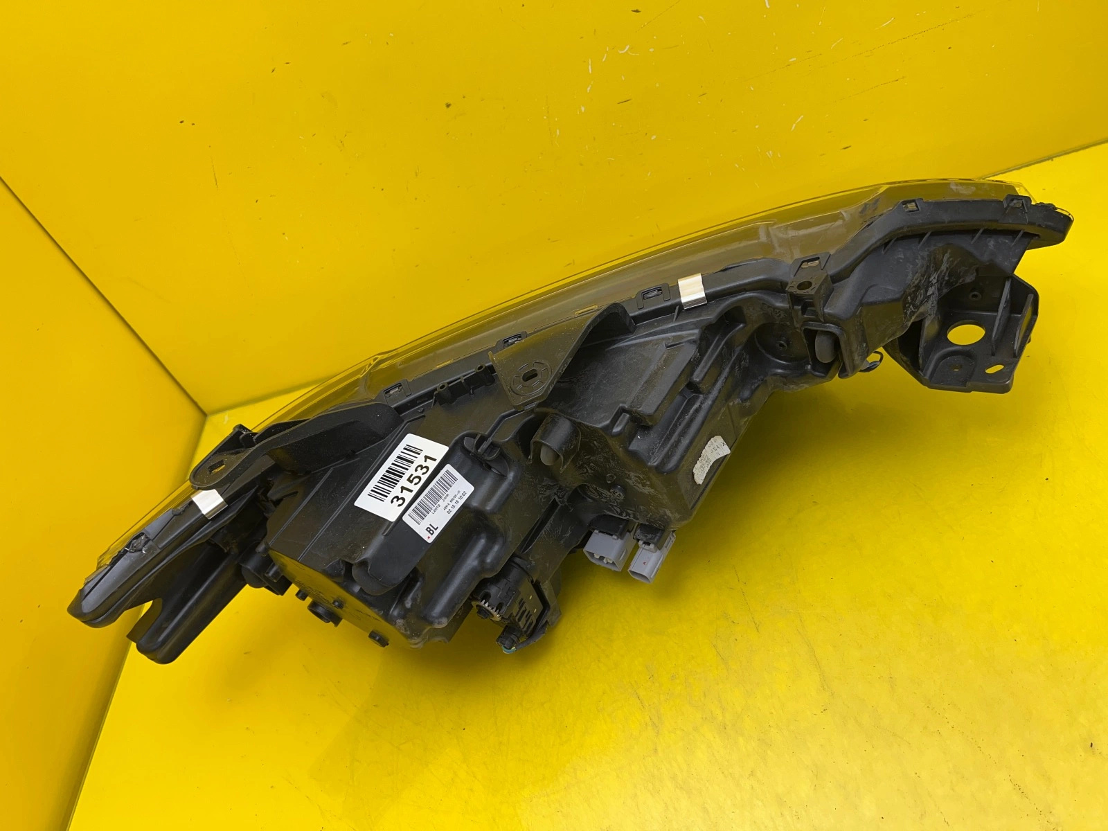 Far Mitsubishi Outlander III Lift 18 Full LED - Image 3
