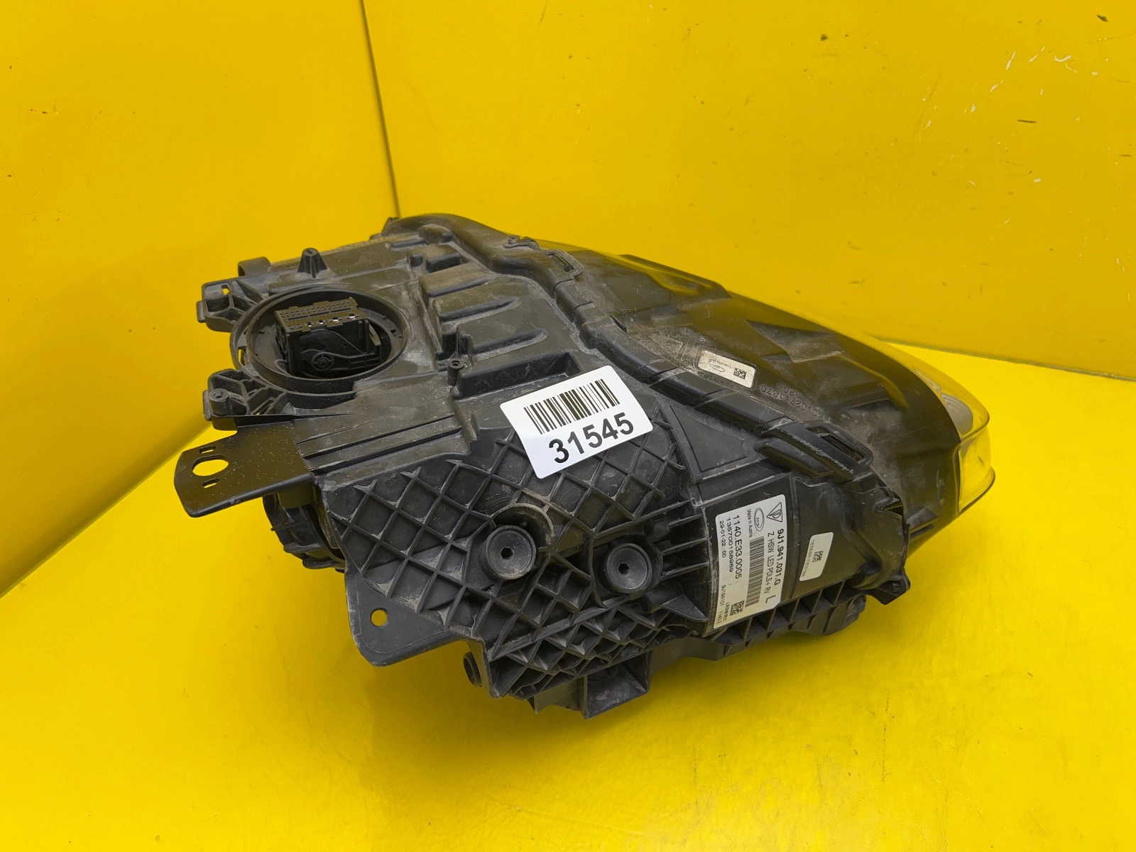 Far Porsche Taycan Matrix Full LED - Image 3